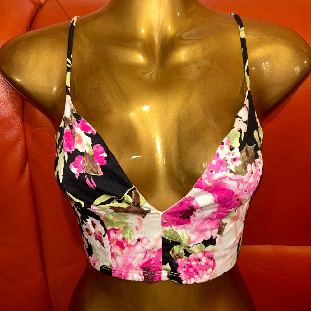 Hot and sexy crop top